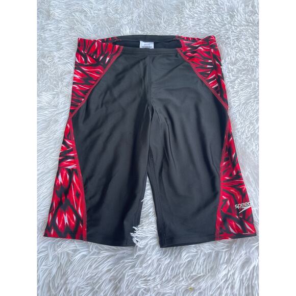 SPEEDO Training Short Women fit Sz 32 Barely used - Picture 1 of 8